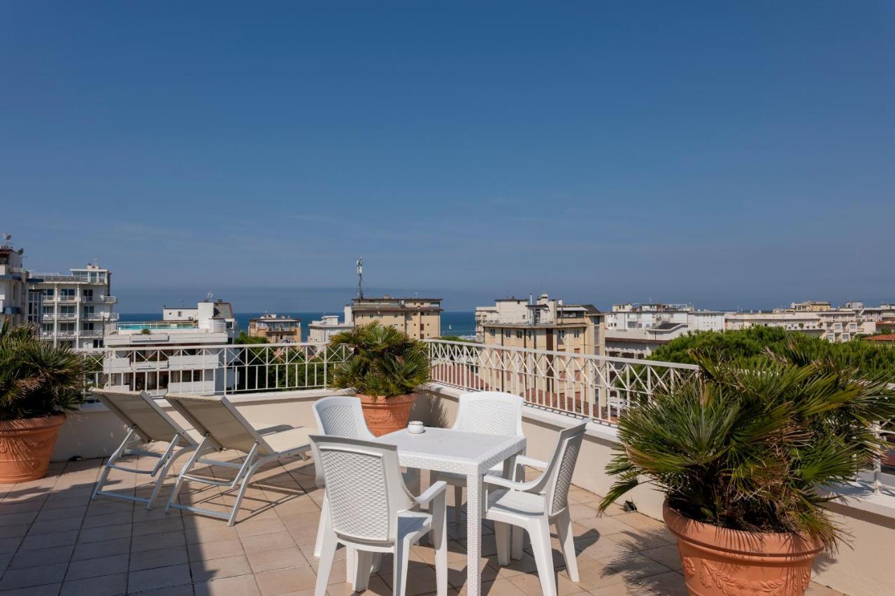 Hotel Sylvia Lido di Camaiore Eksteriør billede