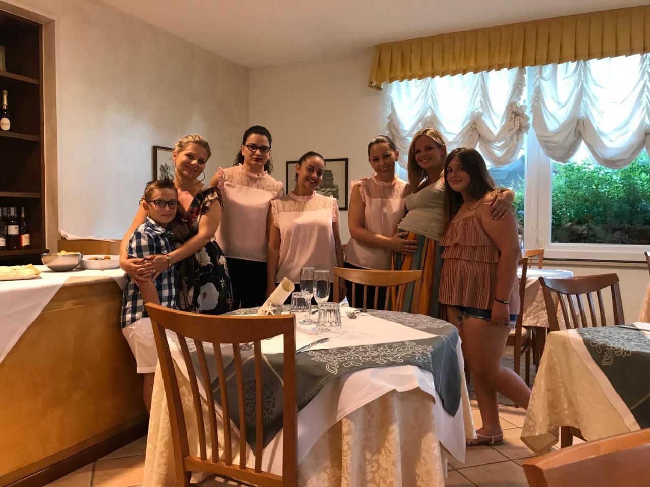 Hotel Sylvia Lido di Camaiore Eksteriør billede